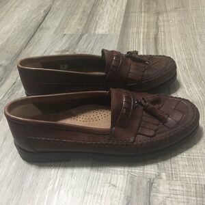 Earth Shoes Dale II leather loafers. Size 8.5M